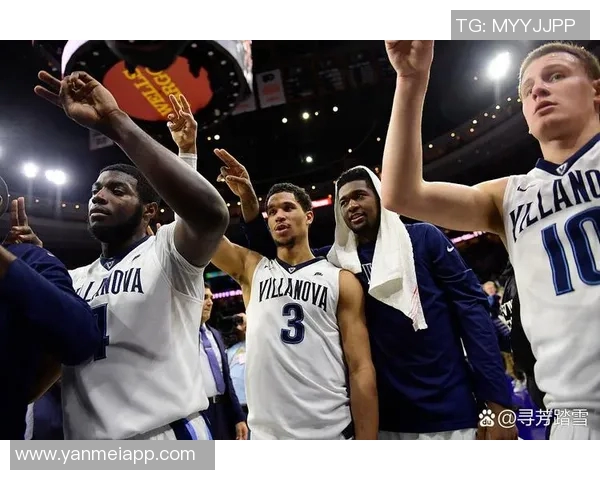 快船与马刺激战回顾12月14日精彩比赛录像分析与亮点总结