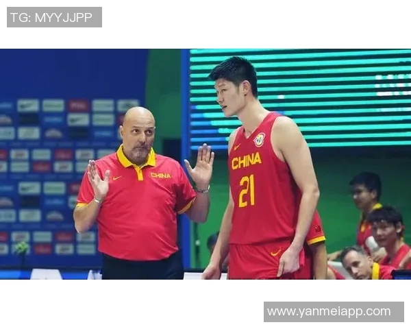 李慕豪的篮球之路:从青涩少年到职业球员的成长故事与奋斗历程